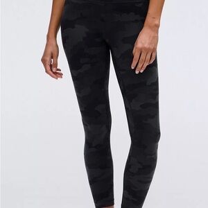 lululemon Align™ High-Rise Pant 25" SZ 6- Heritage 365 Camo Deep Coal Multi